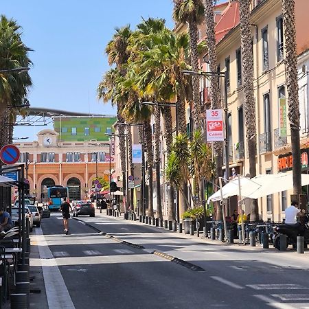 F1 200 Metre De La Gare Lägenhet Perpignan Exteriör bild